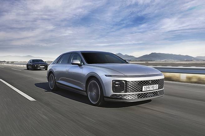 패밀리세단 1위 자리만큼은 지키겠다. [사진출처=현대차]