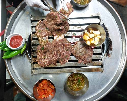 서울 명동 서서갈비의 옛날식 갈비.