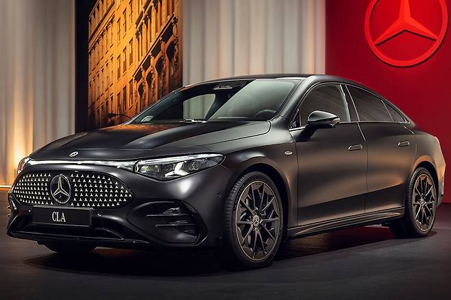 더 뉴 메르세데스-벤츠 CLA