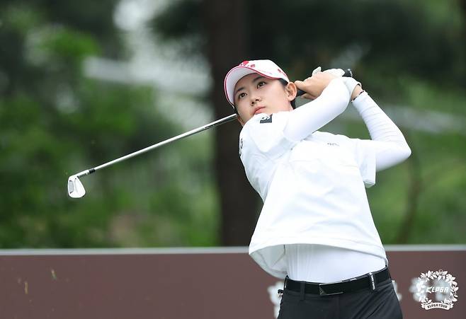 올 시즌을 마친 뒤 미국 무대 진출을 노리는 ‘돌격대장’ 황유민이 제80회 US여자오픈에 출격한다. 예선 통과를 1차 목표로 내세운 그는 “준비한 것을 자신있게 보여주고 돌아오겠다”고 당찬 포부를 밝혔다. 사진제공 | KLPGA