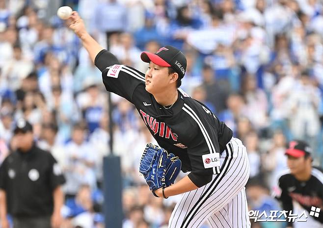 LG 투수 유영찬은 22일 이천챔피언스파크에서 열린 '2025 메디힐 KBO 퓨처스리그' NC전에서 구원 등판했다. 1이닝 무실점, 최고 구속 시속 148km까지 던지며 눈길을 끌었다. 엑스포츠뉴스 DB