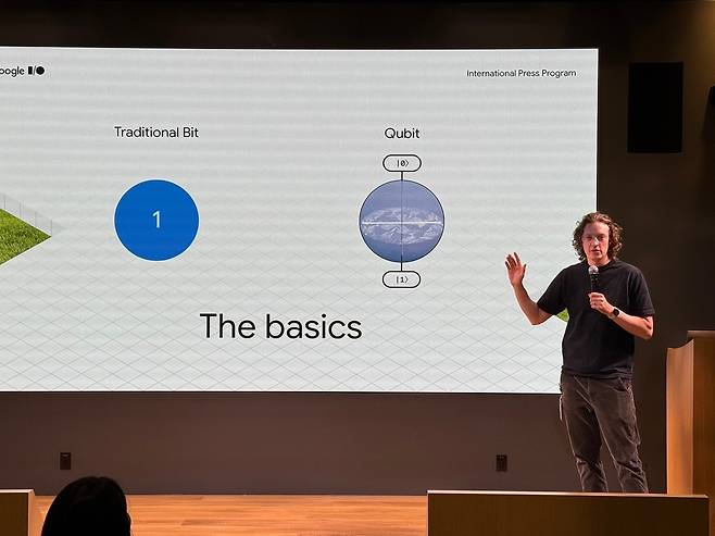 율리안 켈리 구글 양자컴퓨터 개발 책임 엔지니어 [마운틴뷰(미 캘리포니아주)=연합뉴스]