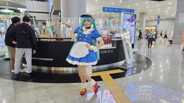 - 보컬로이드 '하츠네 미쿠'