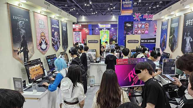 부스 내부 전경