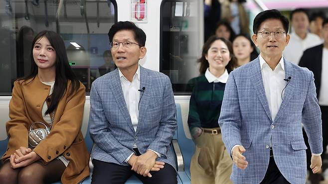 지난 2일 GTX-A 탑승 나선 김문수 후보