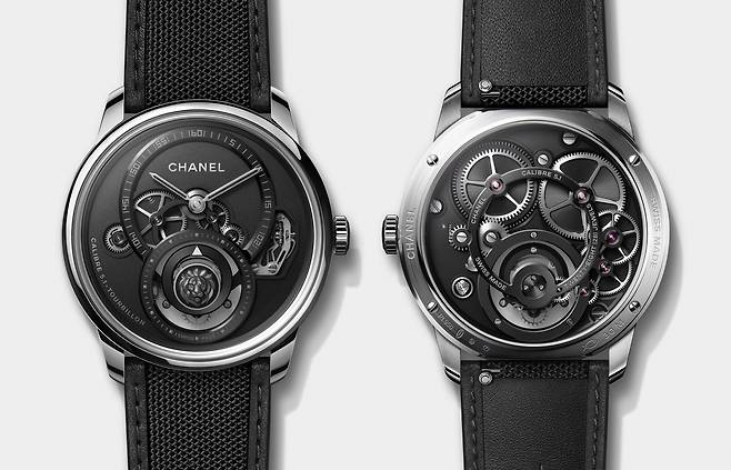 무슈 플래티넘 리옹 투르비용 워치. 사진 샤넬