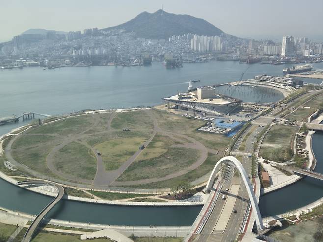 북항야구장 부지로 언급되는 북항재개발 랜드마크 부지. 사진= 서영인 기자