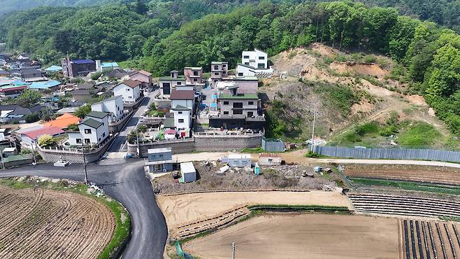 경기 이천시  마장면 작촌라의 경매 물건지가 있는 마을 . [사진=이건욱 PD]