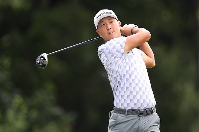 PGA 투어 찰스 슈와브 챌린지 1라운드 단독선두에 오른 재미교포 존박   [AFP]