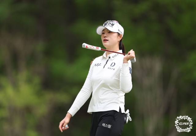 단독 선두에 나선 김민선7. 사진 제공=KLPGA