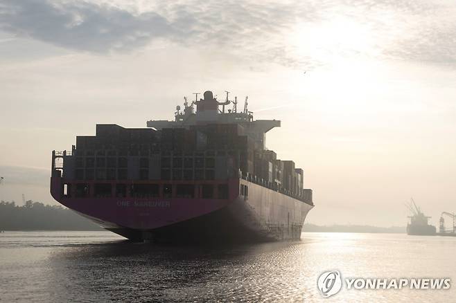 일본 컨테이너선 [로이터 연합뉴스 자료사진. 재판매 및 DB 금지]