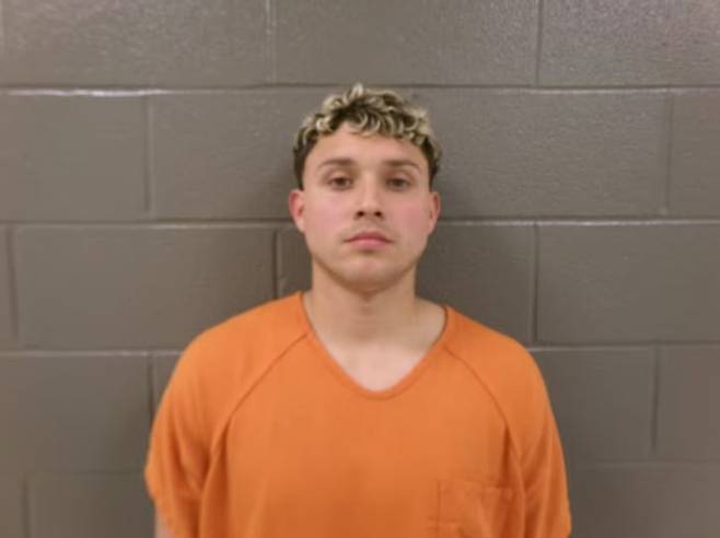 신분증을 위조해 1년간 미국 고등학교에 재학한 베네수엘라 출신 앤서니 에마누엘 래브라도 시에라(24). /abc뉴스