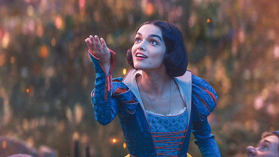 image.png 흑설공주 보다 더 백설공주 같은 코스프레한 슈화 ㅋㅋㅋ.MP4