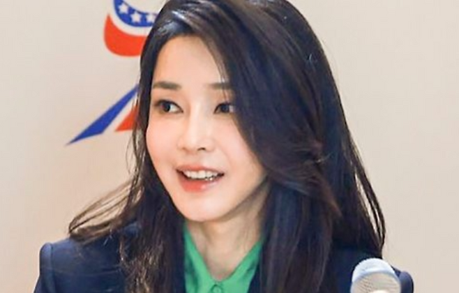 윤석열 전 대통령의 부인 김건희 여사. [사진출처 = 뉴스1]