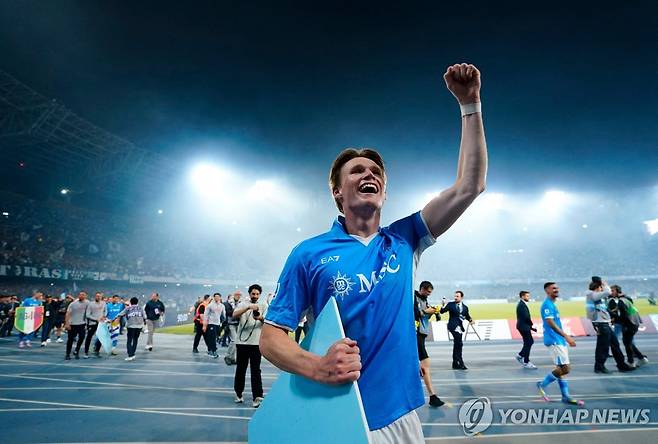 세리에A 시즌 MVP에 선정된 스콧 맥토미니. [로이터=연합뉴스]