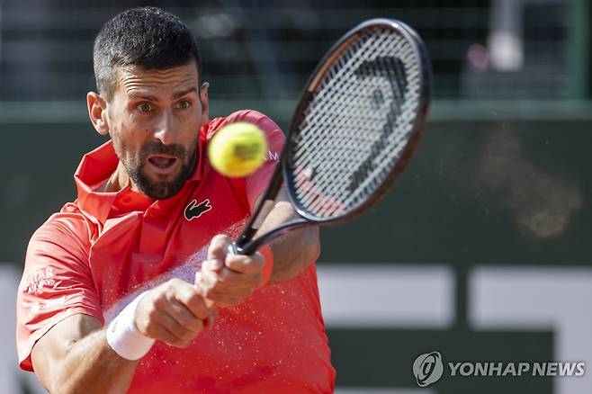 노바크 조코비치의 경기 모습.  [EPA=연합뉴스]
