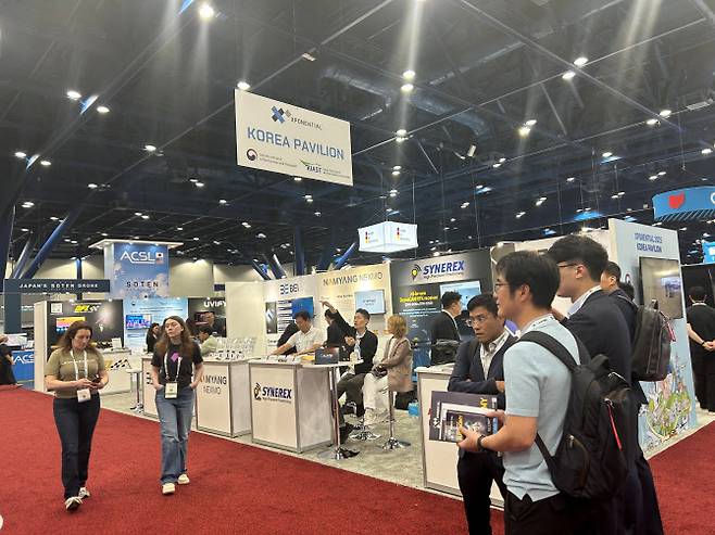 대한무역투자진흥공사(코트라·KOTRA)와 항공안전기술원이 지난 19일부터 22일까지 미국 휴스턴에서 열린 세계 최대 무인이동체 전시회 ‘엑스포넨셜(Xponential)’ 행사장 내에 구성한 한국관.(사진=대한무역투자진흥공사)