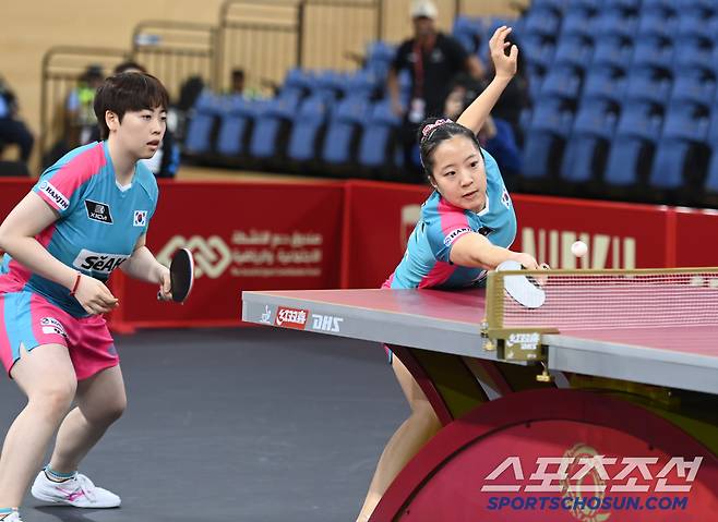 신유빈(오른쪽), 유한나 사진공동취재단