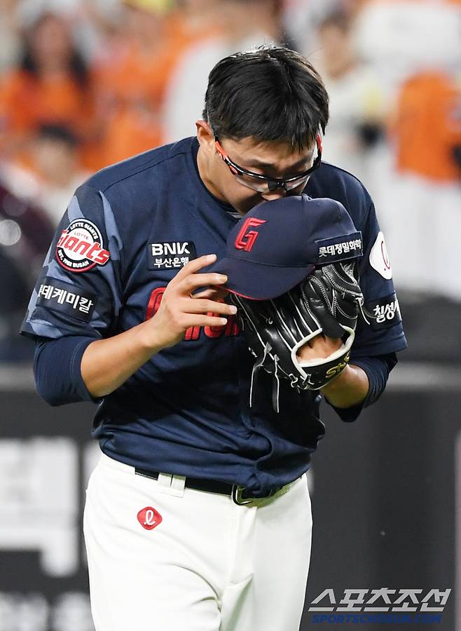 대전에서만 유독 승운이 없었던 안경 에이스 박세웅이 신구장 첫 등판 경기 6.1이닝 3자책 퀄리티스타트를 기록하며 징크를 깼다. 대전=박재만 기자 pjm@sportschosun.com