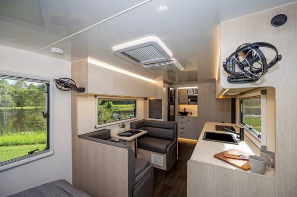 출처: 캐러밴월드