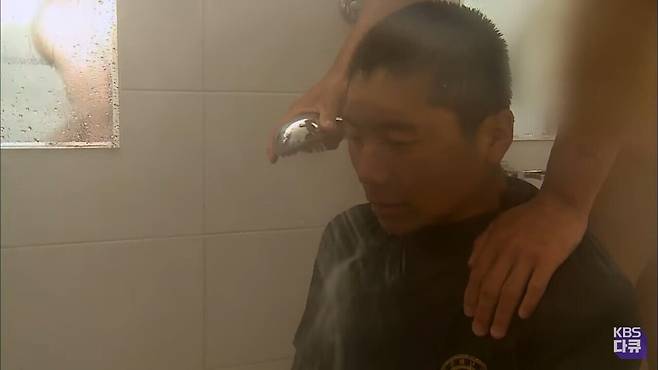 pic_006.jpg KBS 다큐 군인 노출 그대로 방송 인권 논란..JPG KBS 다큐 레전드