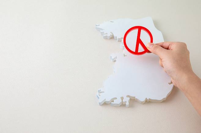 이씨는 상담 사각지대에 놓인 학생들을 구제할 수 있는 지원방안 마련 강구를 요구했다. /사진=이미지투데이