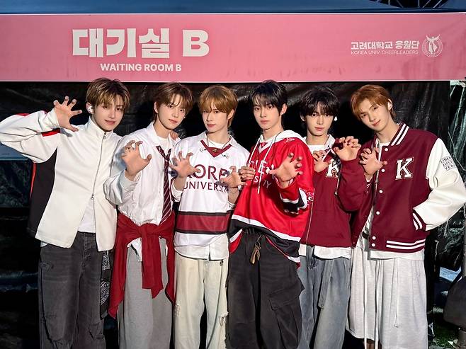 플레디스 엔터테인먼트(PLEDIS)