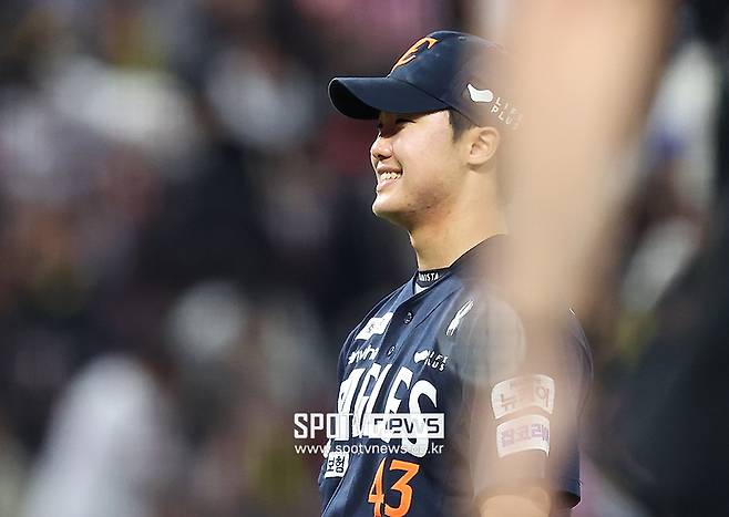 ▲ 정우주는 부드러운 폼에서 강한 공을 던질 수 있고, 배짱 또한 남다르다는 평가를 받는다 ⓒ곽혜미 기자