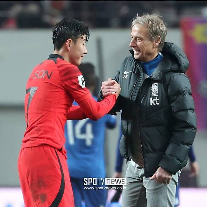 ▲ 손흥민(왼쪽)과 클린스만 감독 ⓒ 곽혜미 기자