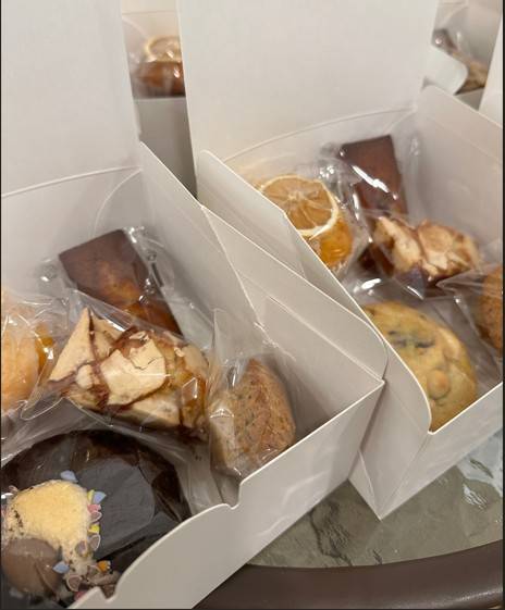 플랫폼에 손발 묶인 자영업…"매출 30%가 수수료·배달비" 장씨가 일하는 카페에서 판매하는 디저트. 2025.5.25 rock@yna.co.kr