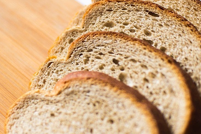 통밀빵