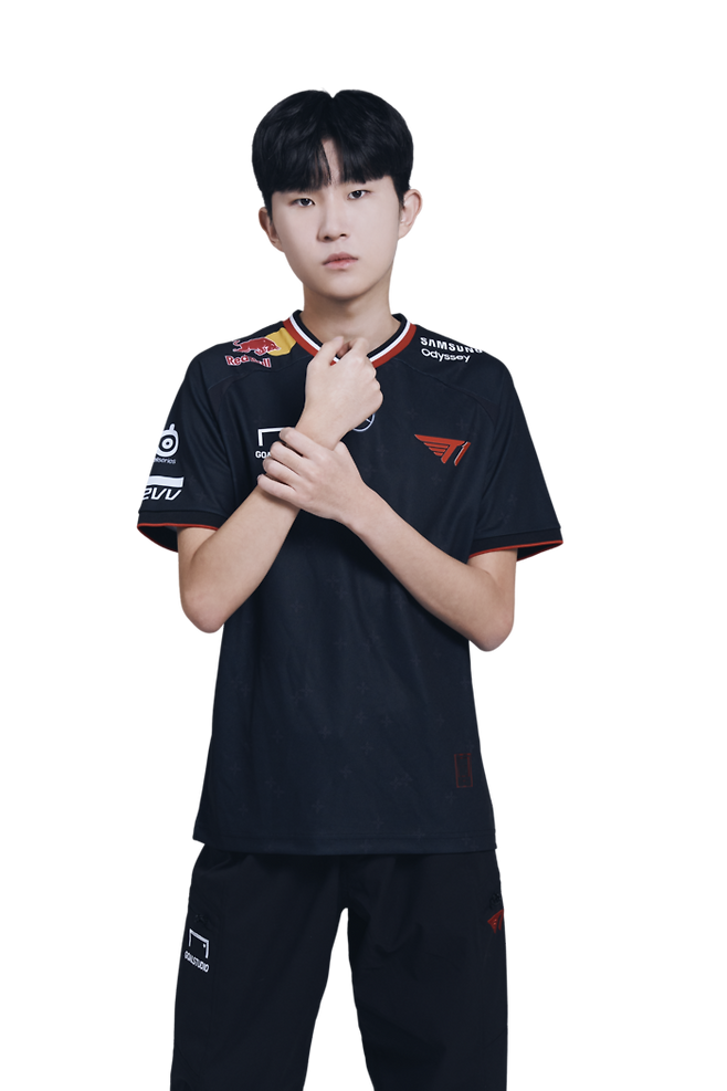 최호석이 26일 서울 잠실DN콜로세움에서 열린 2025 FC온라인 슈퍼 챔피언스 리그(FSL) 스프링 16강에서 권창환을 2-0으로 이겼다. 사진 | 넥슨