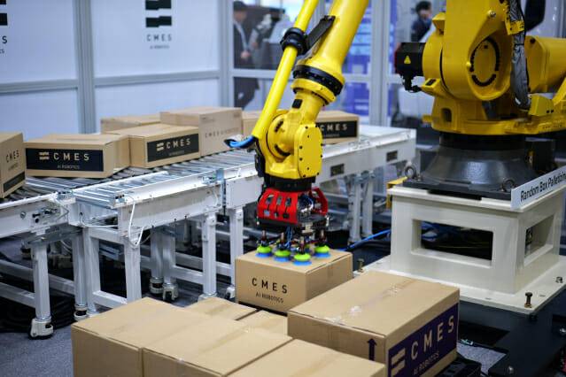 랜덤 박스 팔레타이징 솔루션 (사진=씨메스)