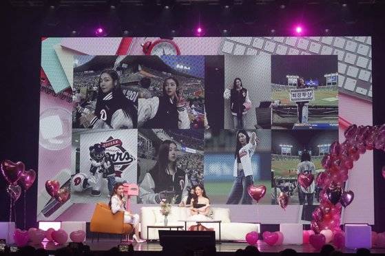 잡초들사이 활짝 핀 플라워.. 배우 송지우, 대만 첫 팬미팅 잊지 못할 순간"