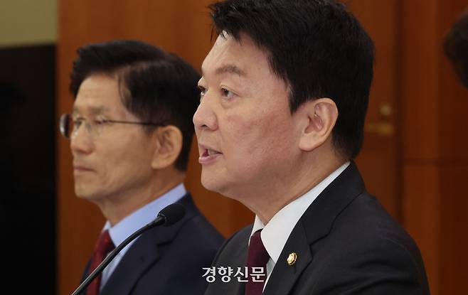 안철수 국민의힘 공동선거대책위원장이 22일 오전 서울 여의도 한국거래소에서 열린 중앙선거대책위원회 현장 회의에 참석해 발언하고 있다. 한수빈 기자