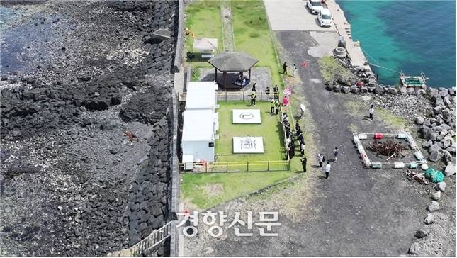본섬과 비양도간 오고가는 드론의 이착륙을 위한 금능 드론배송센터.  제주도 제공