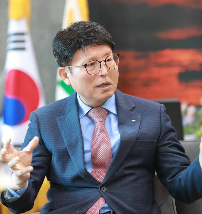 배광식 대구 북구청장이 26일 대구시가 추진 중인 신청사 설계공모를 내년 지방선거 이후로 미뤄야 된다는 내용의 입장문을 냈다. 출처=배광식 북구청장 페이스북 캡처