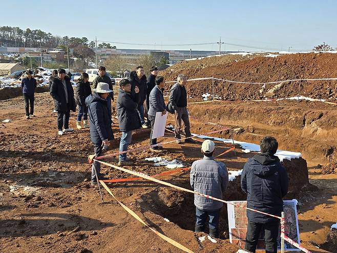지난해 고양창릉 공공주택지구 발굴 현장 조사 모습 [국가유산청]