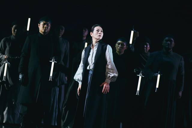 25일 예술의전당에서 초연된 한국 오페라 ‘물의 정령’ 한 장면 . 예술의전당