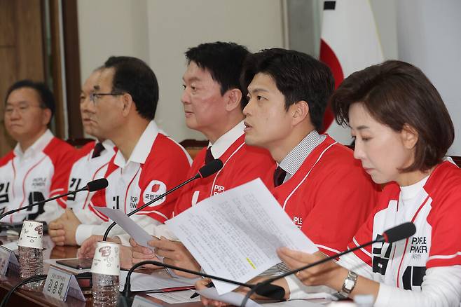 김용태 국민의힘 비상대책위원장이 26일 국회에서 열린 중앙선거대책위원회의에서 발언하고 있다. ⓒ연합뉴스