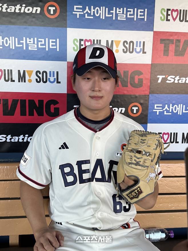 인터뷰에 임하는 김택연의 모습. 잠실 | 박연준 기자 duswns0628@sportsseoul.com