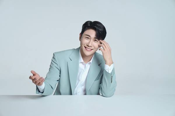 가수 영탁 ⓒ치킨매니아