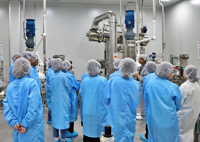 이니스트에스티 현장 방문(제공=한국제약바이오협회)