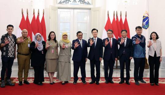 김태흠 지사는 27일(현지시각) 인도네시아 자카르타특별주 청사에서 프라모노 아눙 주지사와 '자매도시 협력 수립에 관한 의향서'를 체결했다. 충남도 제공