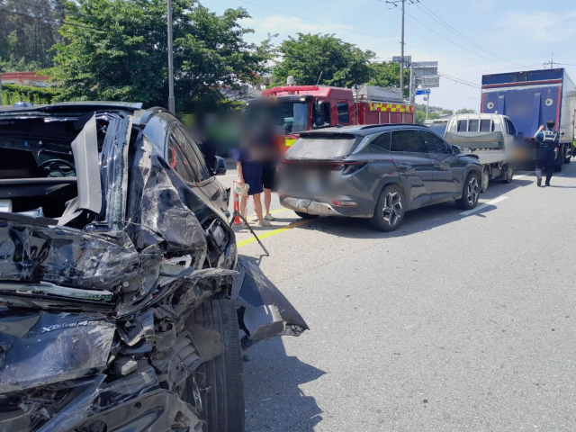 평택 오성면 지방도로 6중 추돌사고 현장. 평택소방서 제공