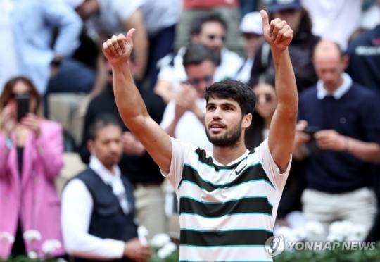 2회전 진출 알카라스 / 사진=연합뉴스