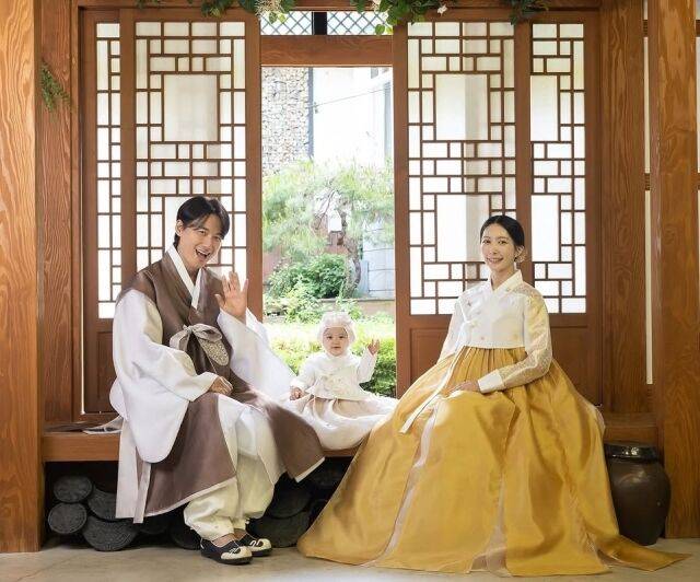 가수 겸 배우 이지훈이 딸의 돌 사진을 공개했다. / 이지훈 인스타그램 캡처