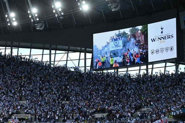 ▲ 유로파리그 우승으로 물든 토트넘 홋스퍼. ⓒ연합뉴스/AFP