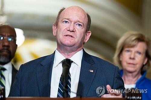 크리스토퍼 쿤스 미 연방 상원의원 [UPI 연합뉴스 자료사진 재판매 및 DB금지]