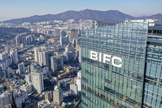부산 남구 문현동 문현금융단지와 부산국제금융센터(BIFC) 전경. 김종진 기자 kjj1761@
